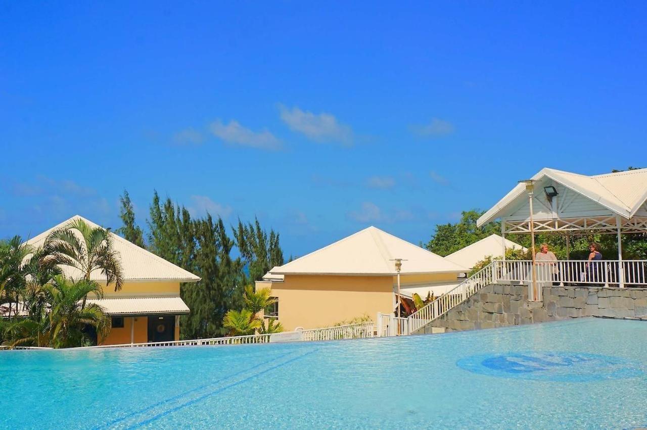 Studio Climatise Dans Residence Avec Piscine, A Proximite De La Mer La Trinité Exterior foto
